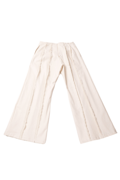 EXPOSED PANTS